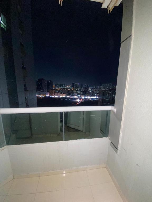 Balkón nebo terasa v ubytování Trendy Studio In Orient Towers Ajman