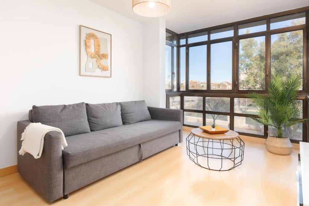 Travel Habitat Torres de Serrano - Two-Bedroom Apartment