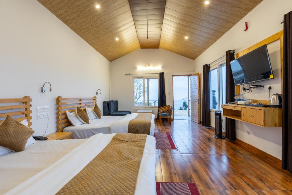 The Deodar Stays - Double Room