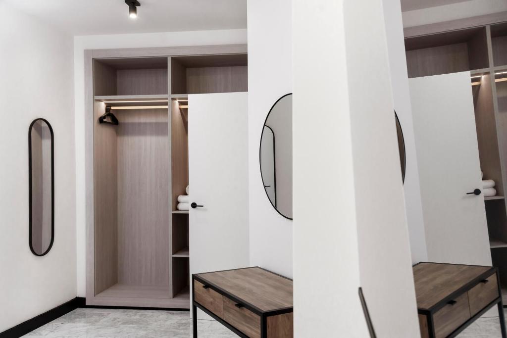 Hotel Aptos Alejandra Home by Maxi Hoteles - Resim 27