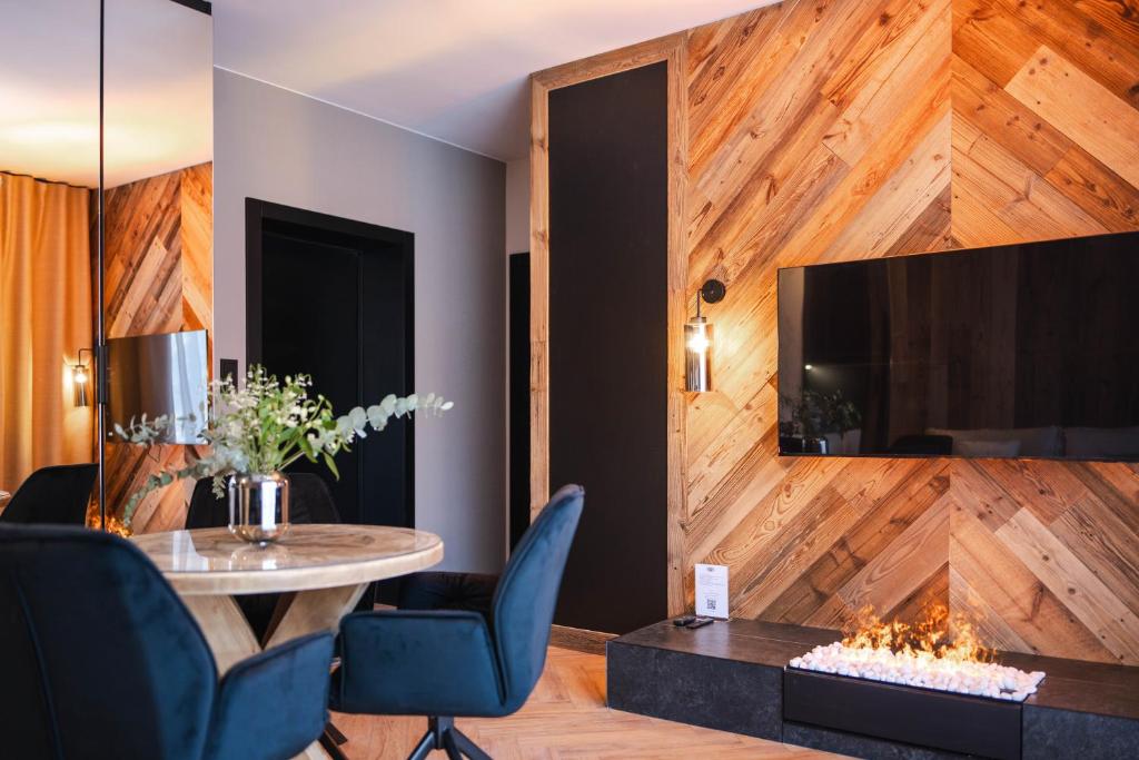 
One-Bedroom Deluxe Apartment
