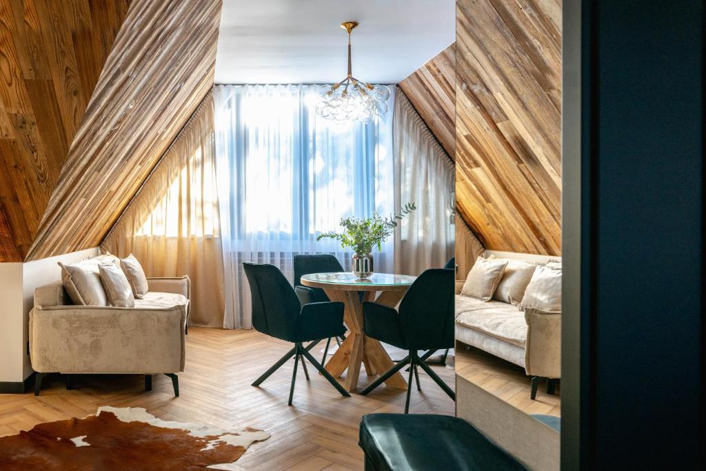 
One-Bedroom Deluxe Apartment
