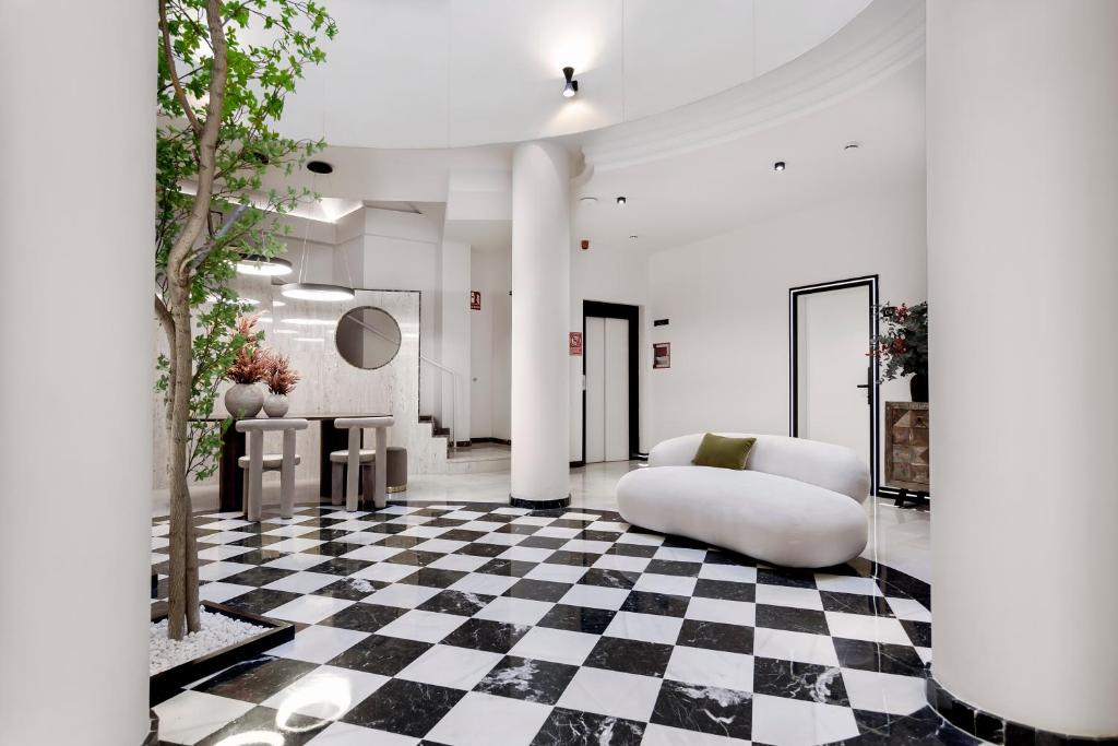 Hotel Aptos Alejandra Home by Maxi Hoteles - Resim 1