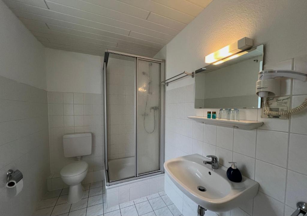 Koupelna v ubytování Hotel am Hafen