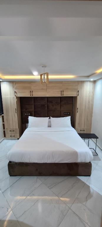 Postel nebo postele na pokoji v ubytování Appartment bades alhoceima