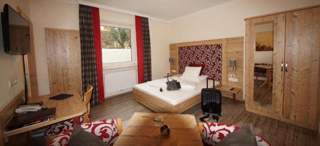 
Wellness Room with Infrared Cabin incl. Parking if available
