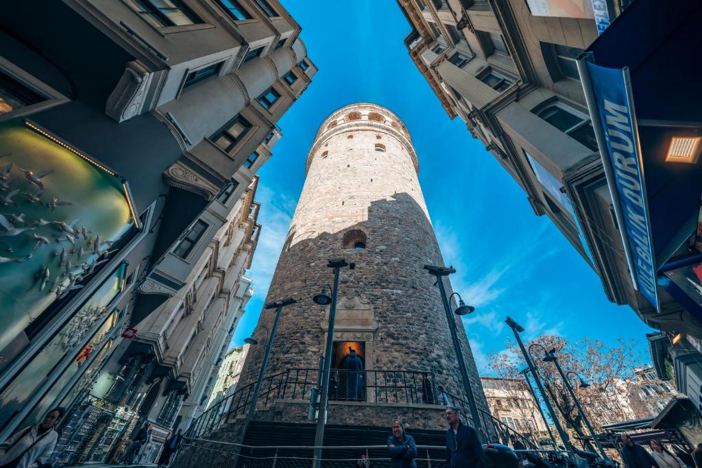 Fotografie z fotogalerie ubytování Kuledibi Suites, Historical 1-bedroom apartment No-6 v destinaci Istanbul