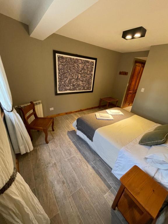 Uma cama ou camas num quarto em Las Marianas Hotel