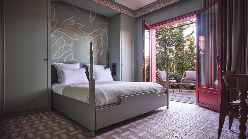 
Suite with Garden View
