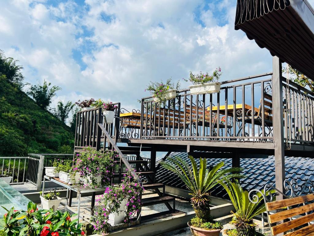 Youth Homestay Sapa - 16