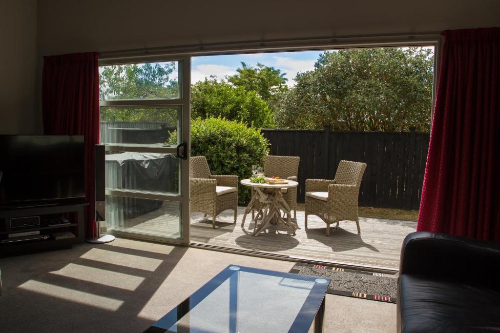 TWO FOUR COLOGNE - Resim 10