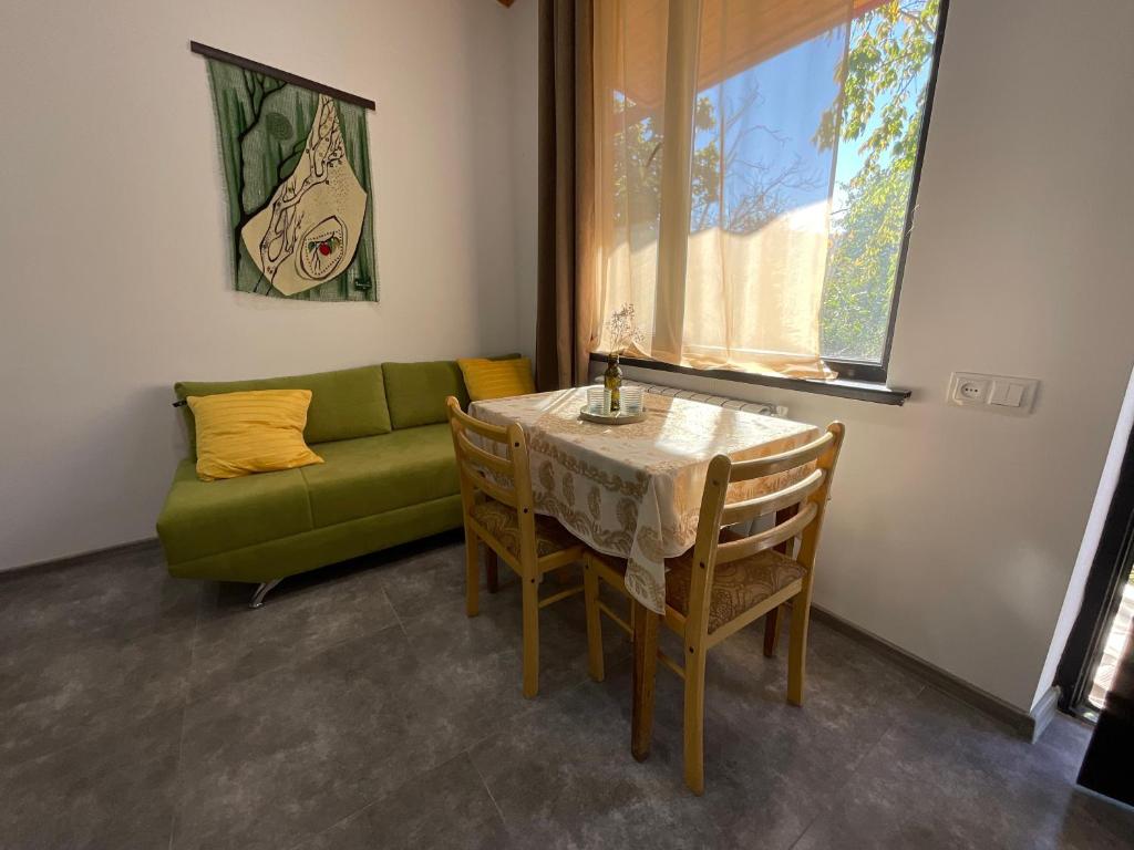 Posezení v ubytování Art Rooms Garni B&B