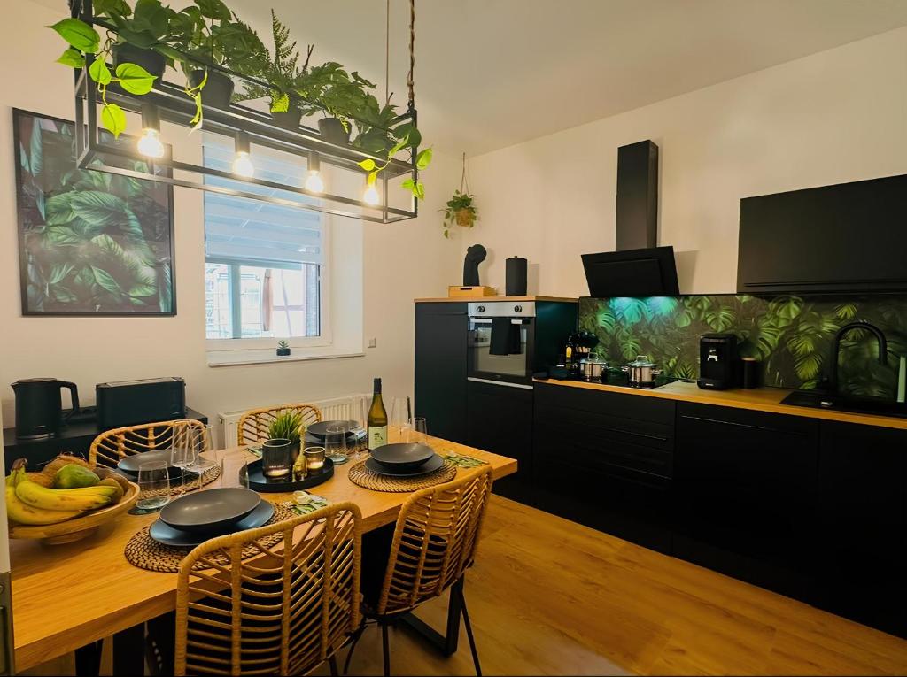 Η κουζίνα ή μικρή κουζίνα στο Apartment Jungle Escape
