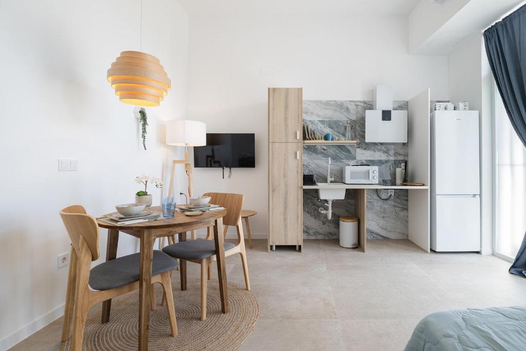 UY - Loft Valencia Acogedores y modernos estudios cerca de la estación Joaquín Sorolla