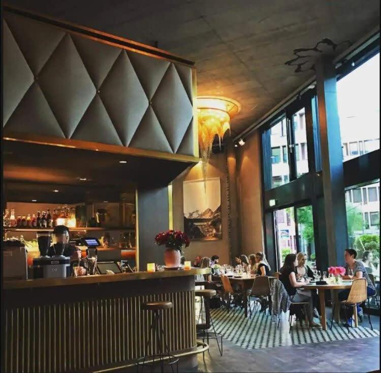 KAYA Zurich Apartment 2A - Downtown 2BR Apt with Balcony - Resim 36