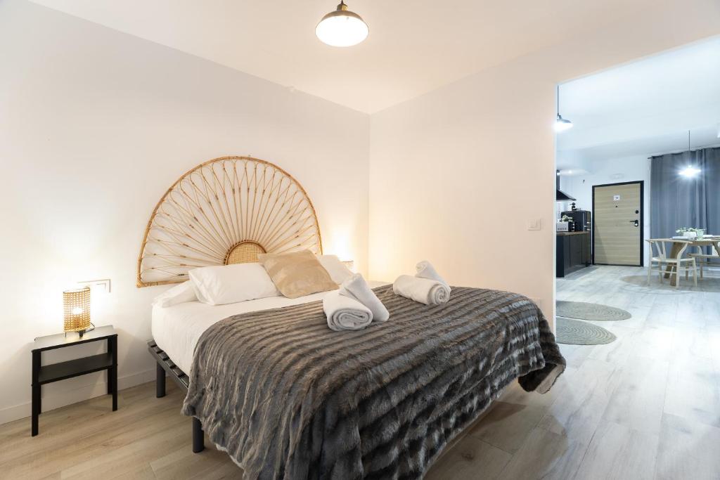 LN4 - Loft Valencia Espacioso y acogedor estudio cerca del metro zona Ayora