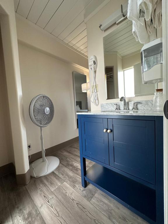 Kuchyň nebo kuchyňský kout v ubytování Westport Inn