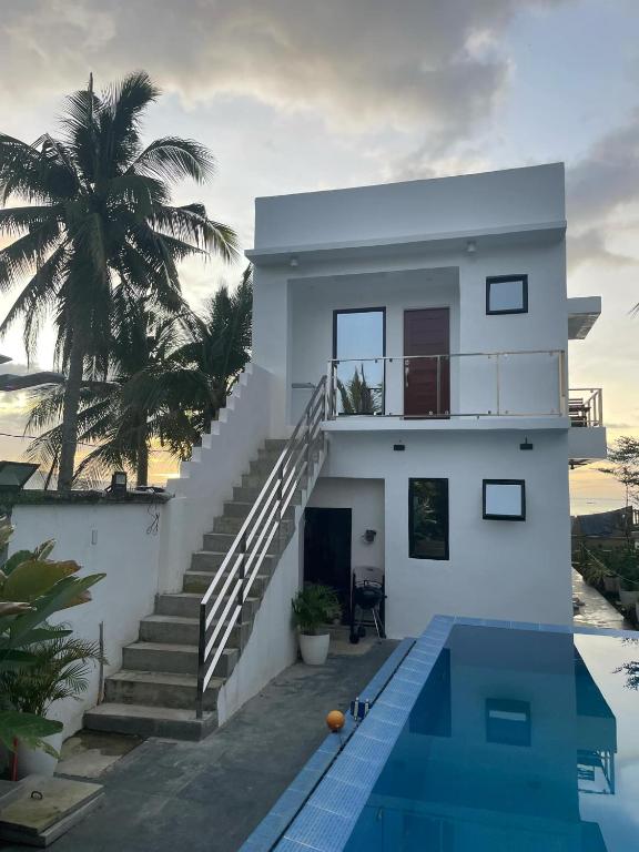 Bazén v ubytování RLJ Beach House nebo v jeho okolí