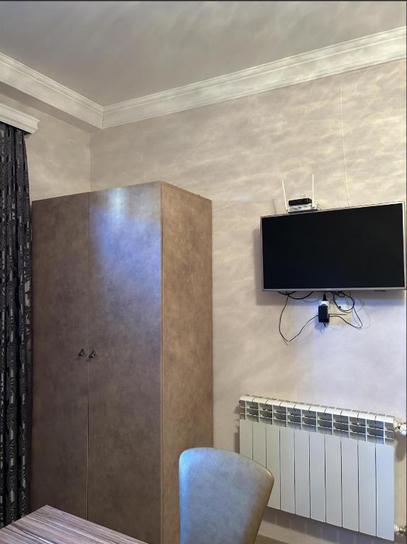 TV a/nebo společenská místnost v ubytování Hotel Meskheti Bakuriani
