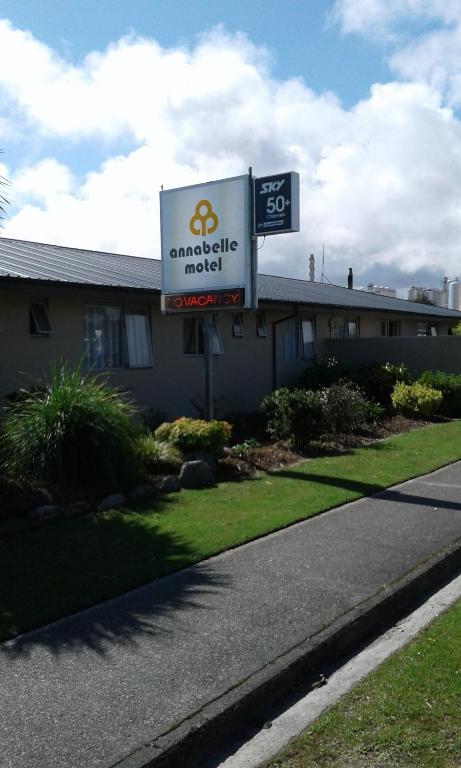 Annabelle Motel - Resim 17