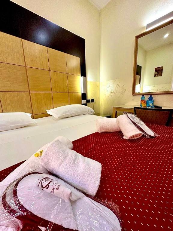 Hotel Fiorella Milano - Resim 18