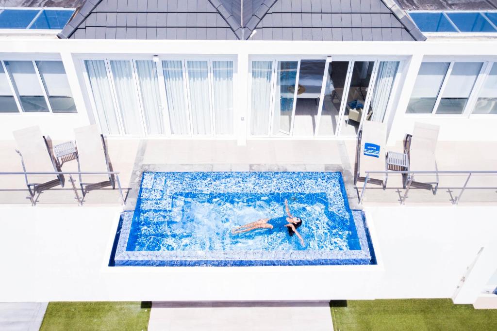 Ocean Z Boutique Hotelの敷地内または近くにあるプール