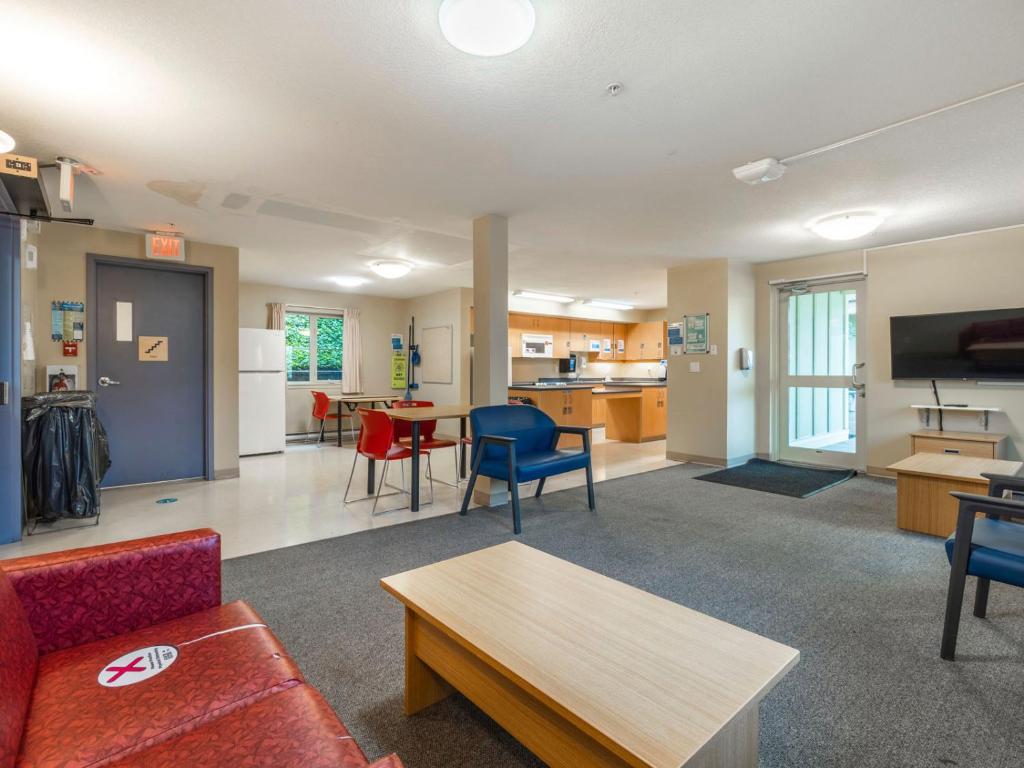 Kuchyň nebo kuchyňský kout v ubytování Vancouver Island Residences