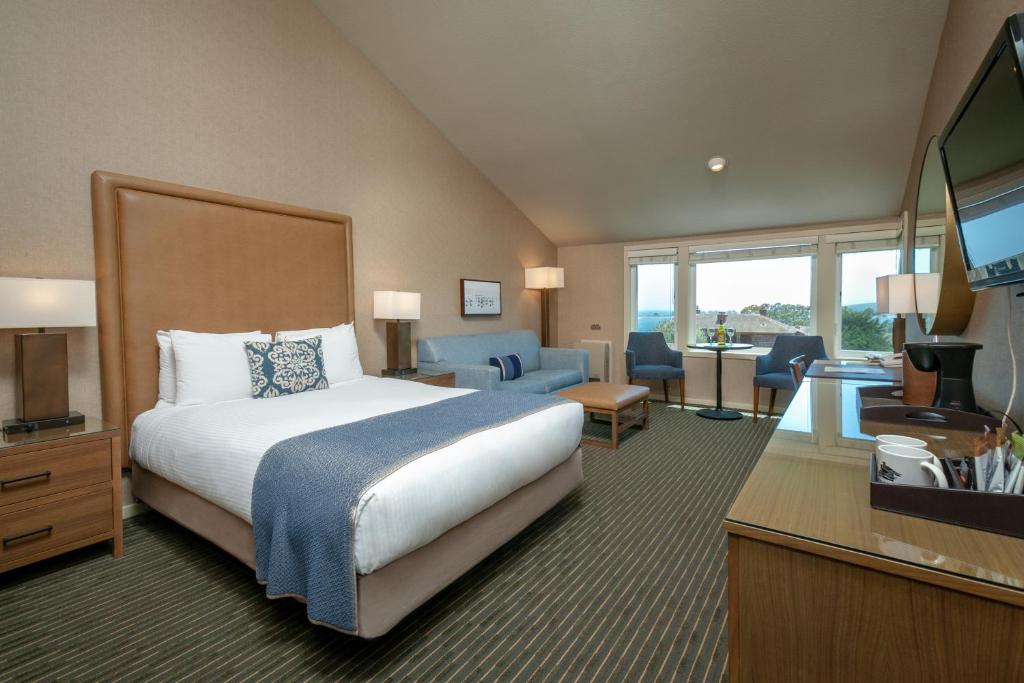 The Inn at the Tides - 