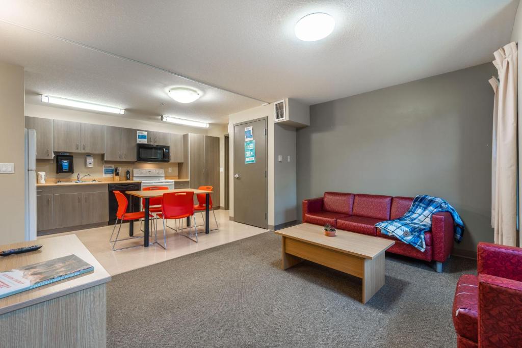 Kuchyň nebo kuchyňský kout v ubytování Vancouver Island Residences