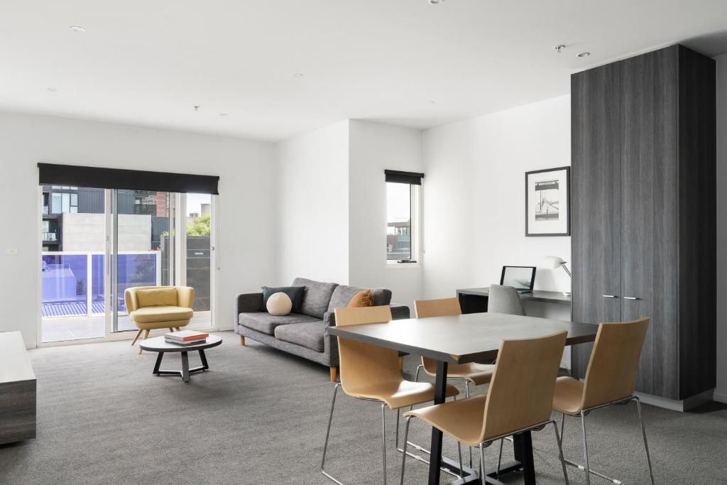 Posezení v ubytování Tyrian Serviced Apartments Fitzroy