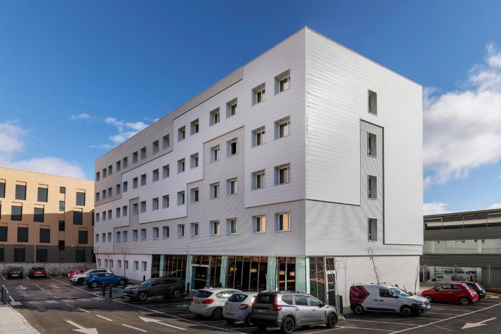 B&B HOTEL Madrid Carabanchel - Resim 6