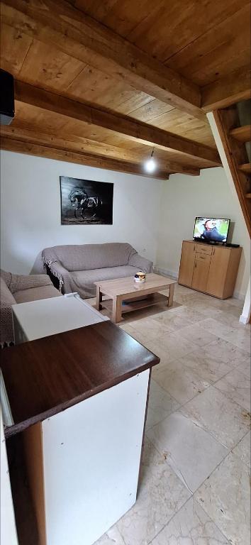Posezení v ubytování Katun Mokra accommodation & horseback riding