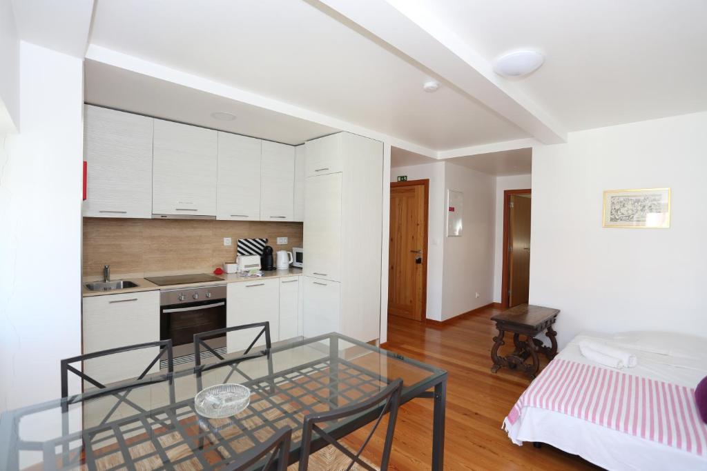 Quiet Prince Apartments - 17