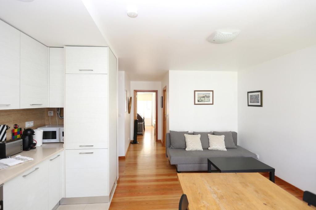 Quiet Prince Apartments