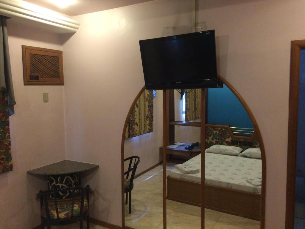  Saville Hotel