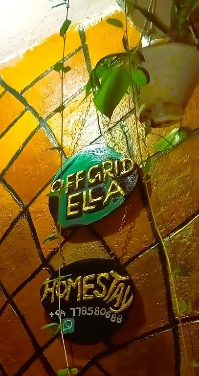 Certifikát, hodnocení, plakát nebo jiný dokument vystavený v ubytování Off grid Ella Homestay