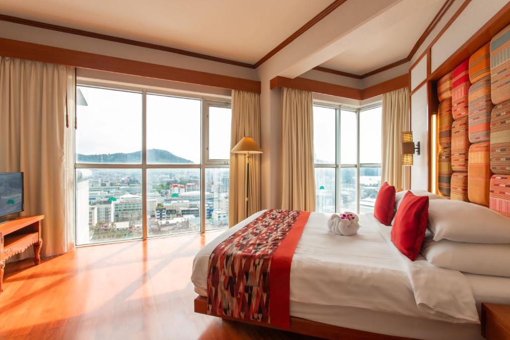 
Suite - Paradise Wing
