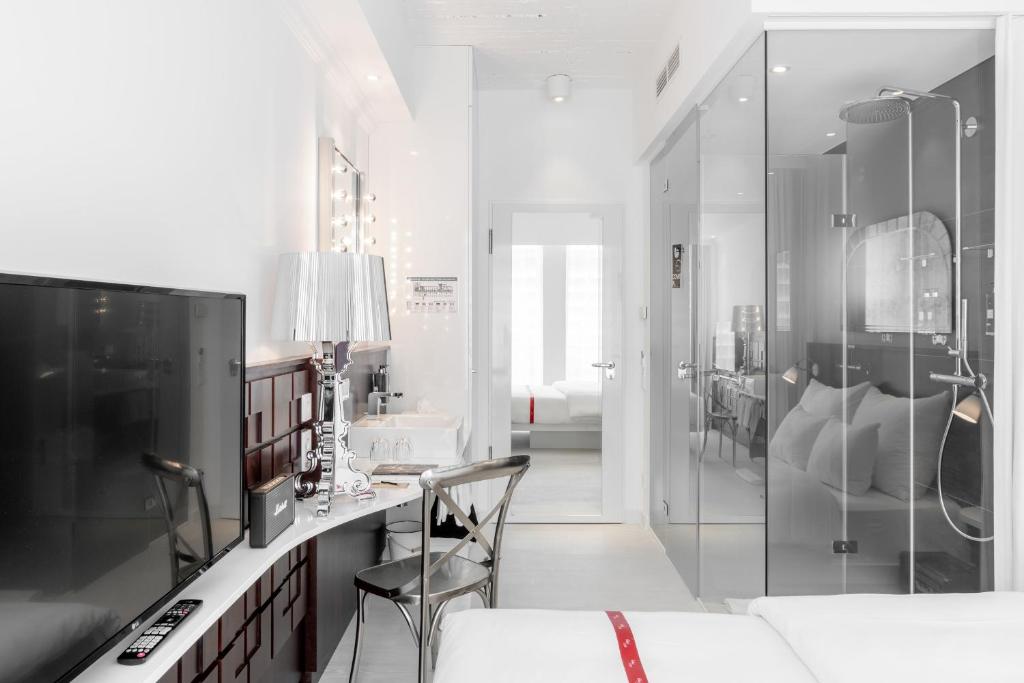 Ruby Coco Hotel Dusseldorf - Resim 9