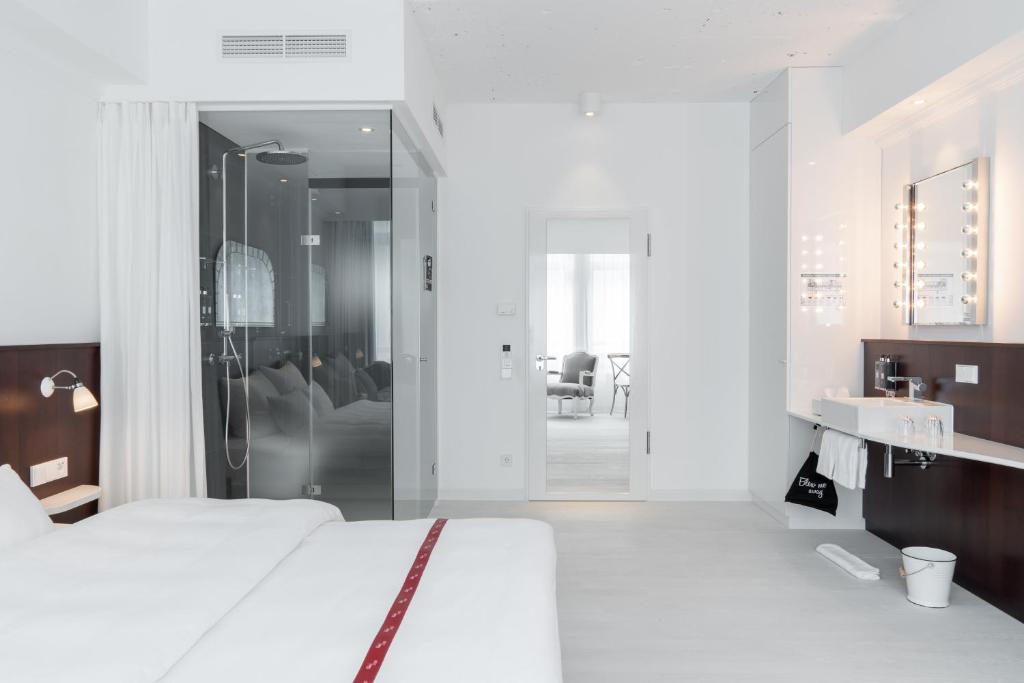 Ruby Coco Hotel Dusseldorf - Resim 18