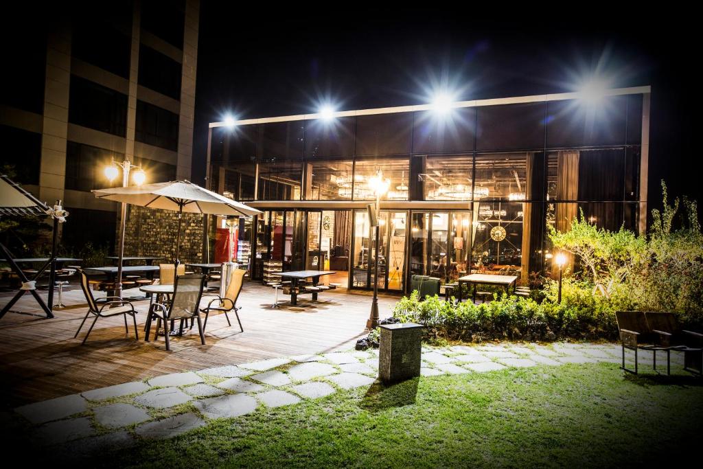 Zahrada ubytování I Square Hotel