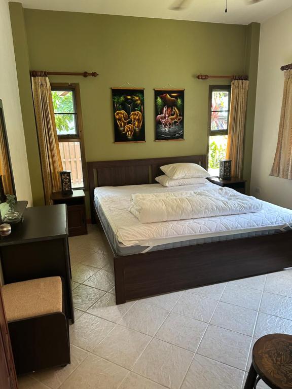 Postel nebo postele na pokoji v ubytování Paradis Villa A9, Koh Kho Khao
