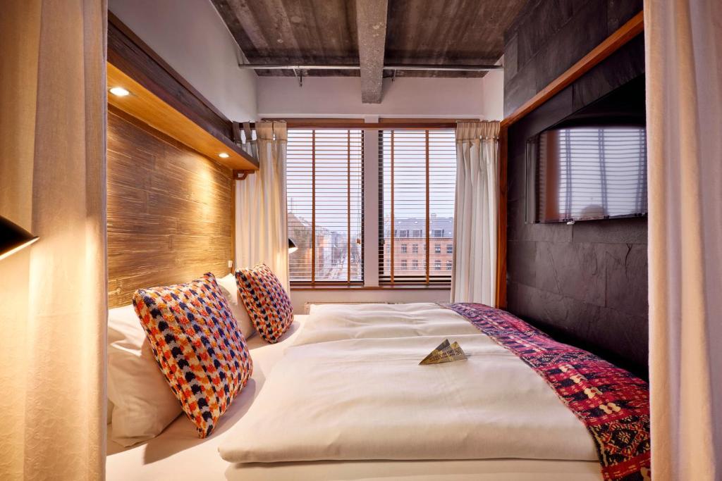 Manon Les Suites Guldsmeden - Resim 37