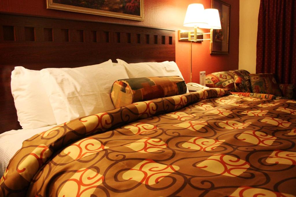 Postel nebo postele na pokoji v ubytování Relax Inn Chehalis