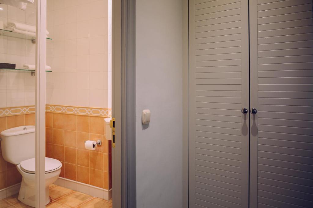Amona Teresa Guesthouse - Double Or Twin Room