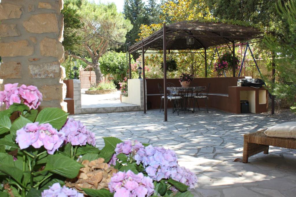 Zahrada ubytování Gîtes maisons de vacances Domaine la Chamade Carpentras