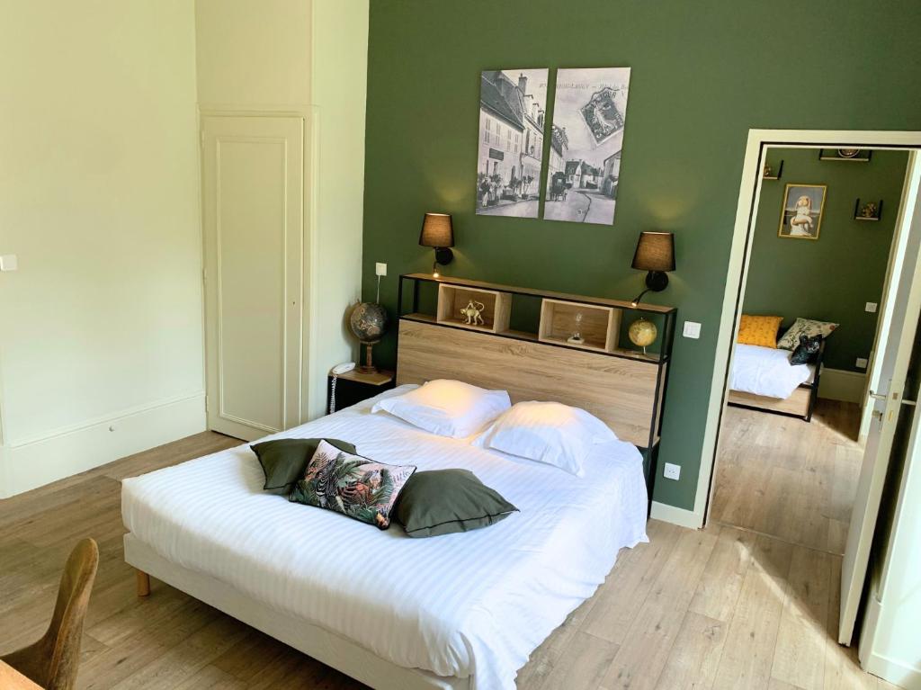 Grand Hôtel de Bourbon-Lancy - Spa et Restaurant - Logis - Suite Júnior