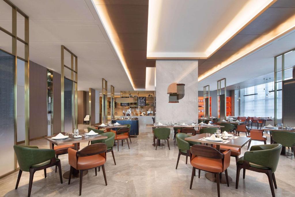 Restaurace v ubytování Doubletree By Hilton Altay Fuyun
