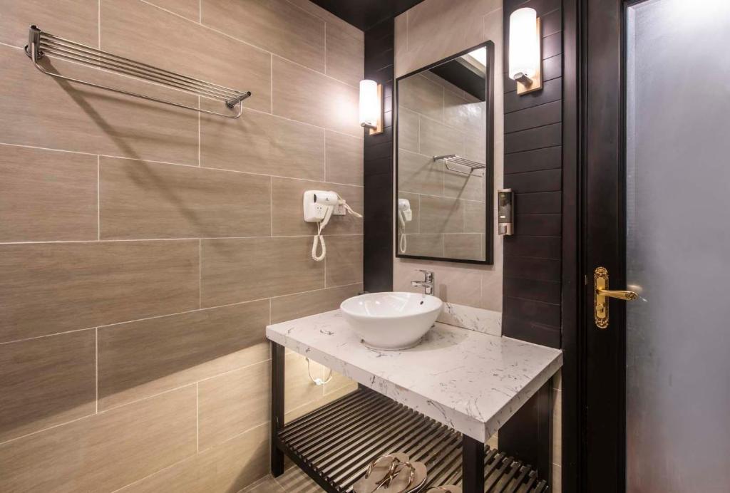 Bungalow Deluxe Có Giường Cỡ King Nhìn Ra Vườn