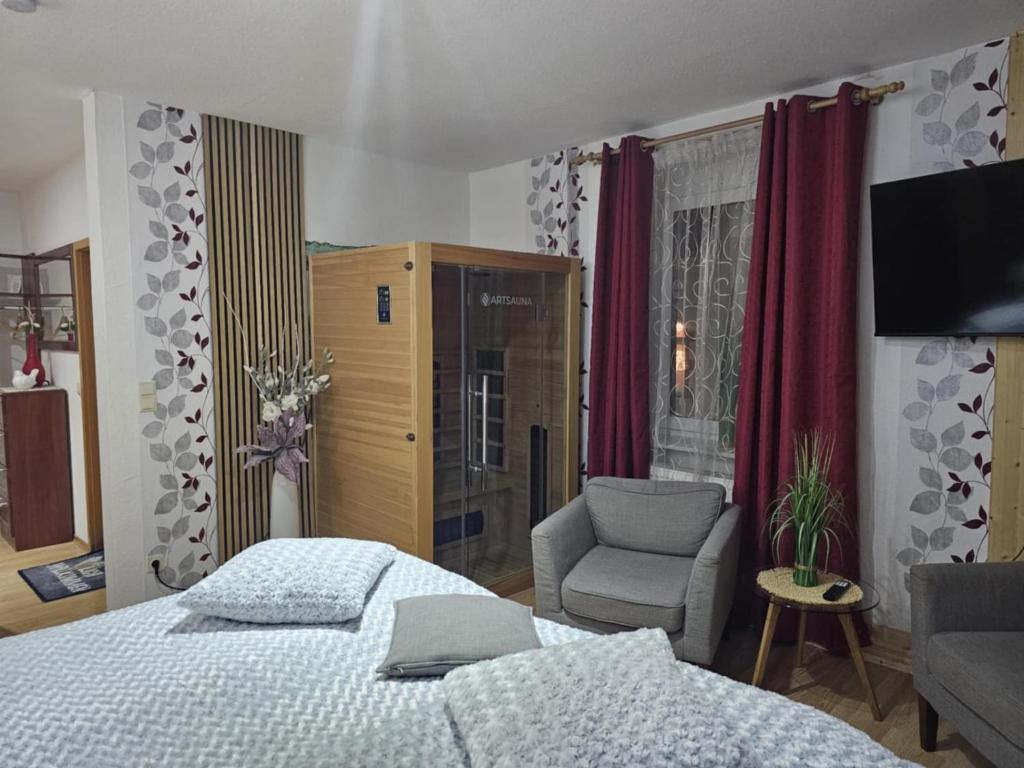 Postel nebo postele na pokoji v ubytování Wild West Hotel