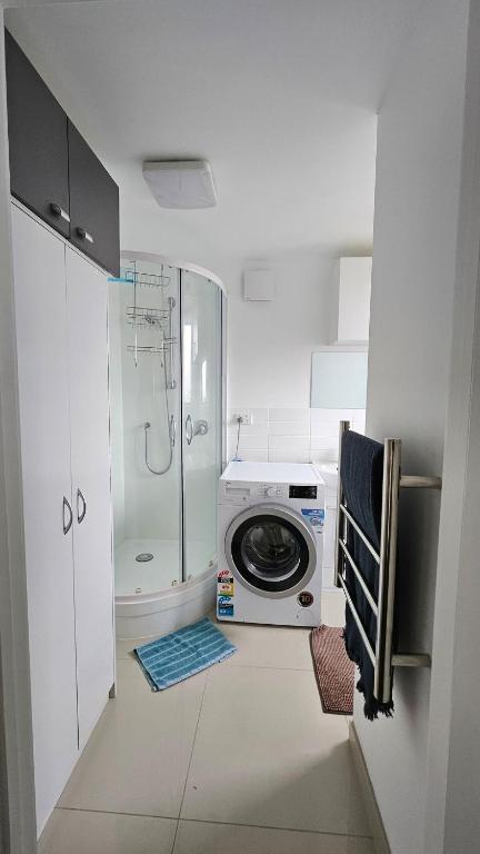 Private Retreat in Birkenhead - Resim 24